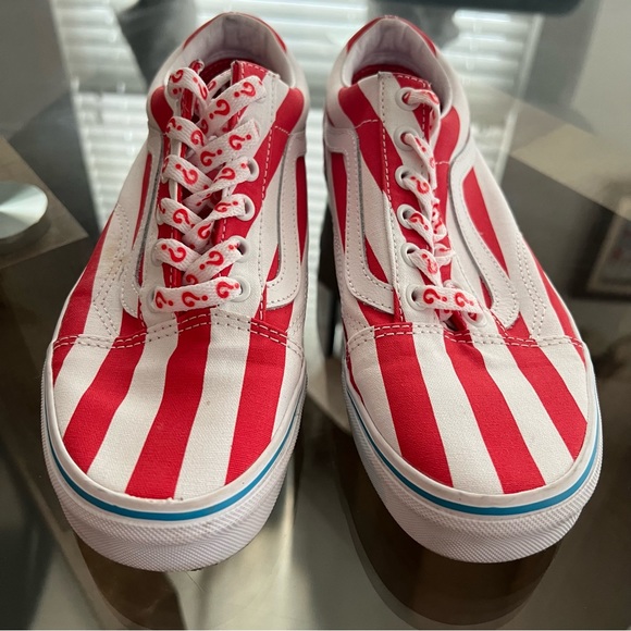Vans & Where’s Waldo Collab Sneakers, Red & White in Size 7.5M - Picture 5 of 14